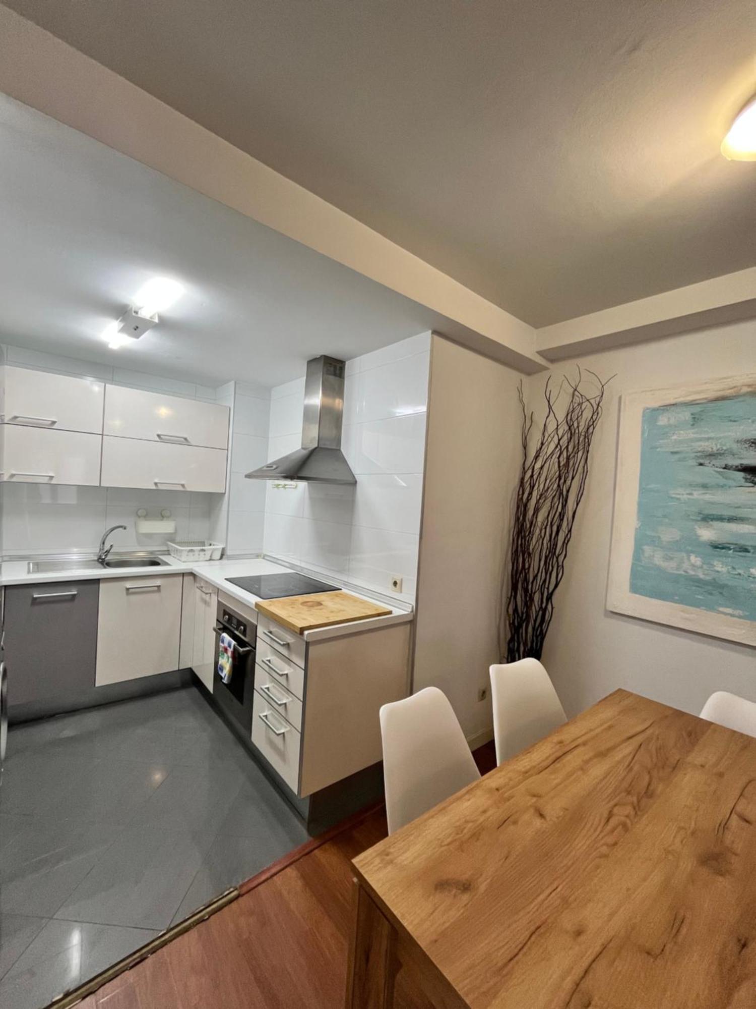 El Torcal Luxury Apartment With Free Parking Malaga Exterior photo